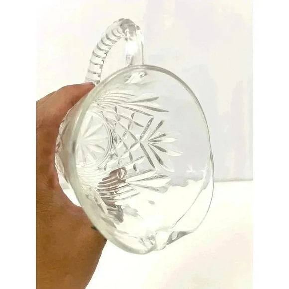 Set of 2 VTG Pineapple Etched Pattern Creamer Early American Ribbed Handle - Picture 6 of 13